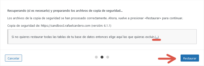 Tercer paso del procedimiento para restaurar un sitio web a partir de una copia de seguridad utilizando UpdraftPlus.