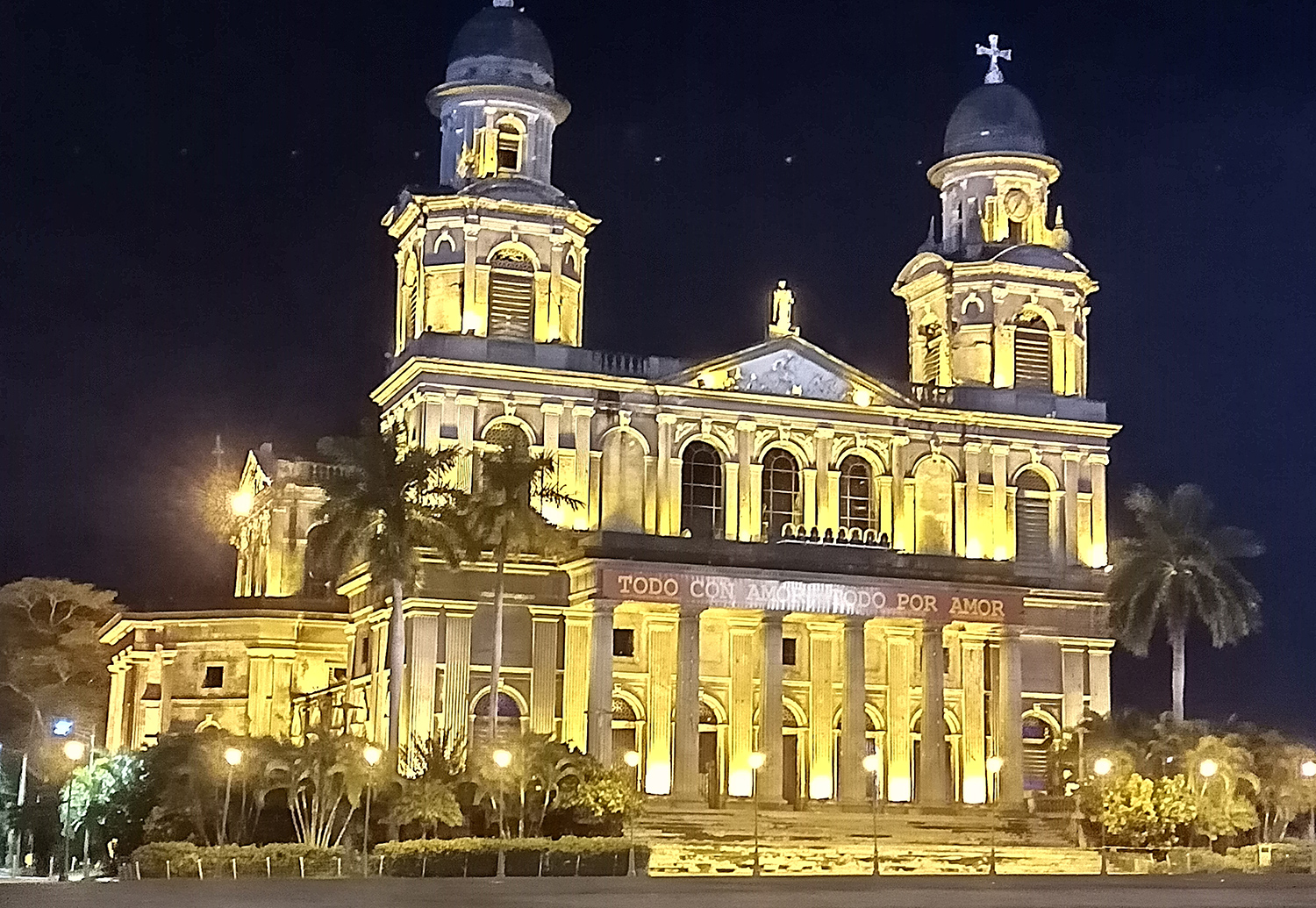 Antigua Catedral de Managua, también conocida como Catedral de Santiago.